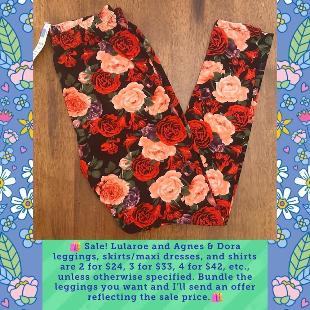 NWT Agnes & Dora Rose Floral Pattern Leggings, Size Large